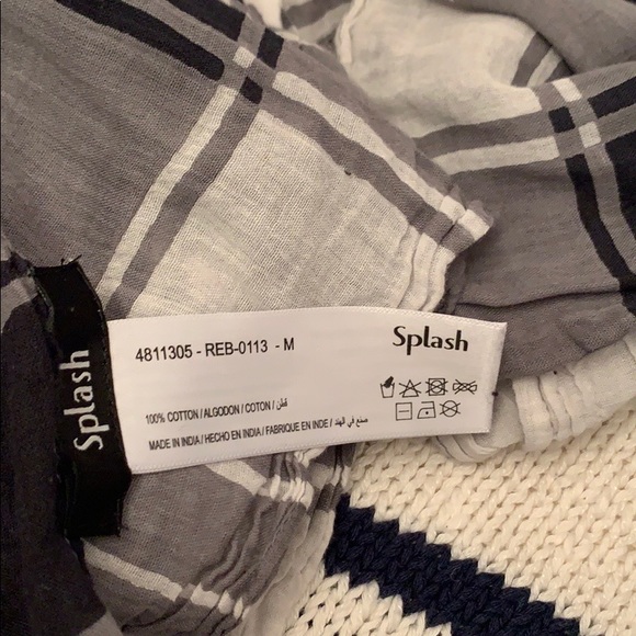 Splash Checkered Scarf Wraps - Picture 5 of 5